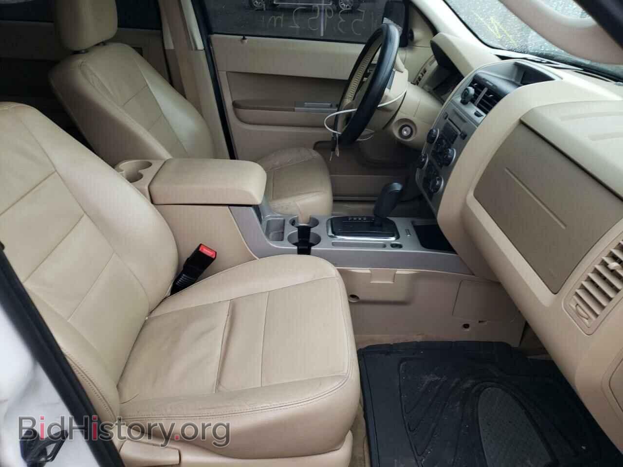 2011 FORD ESCAPE - VIN: 1FMCU9DG4BKB94483 - Фото 5