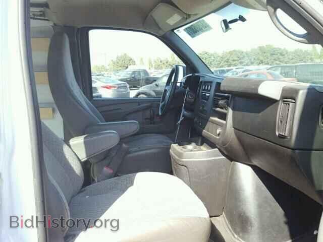 2014 GMC SAVANA - VIN: 1GTW7FCAXE1915565 - Photo 5