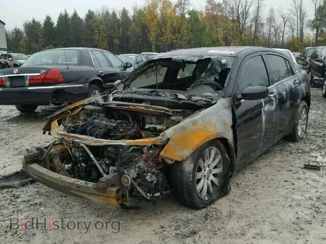 2011 CHRYSLER 200 - VIN: 1C3BC1FB8BN607322 - Фото 2