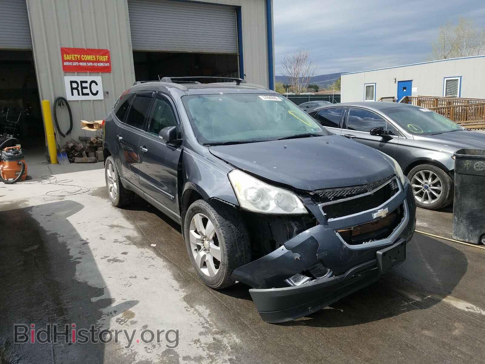 Photo 1GNEV33D69S110387 - CHEVROLET TRAVERSE 2009