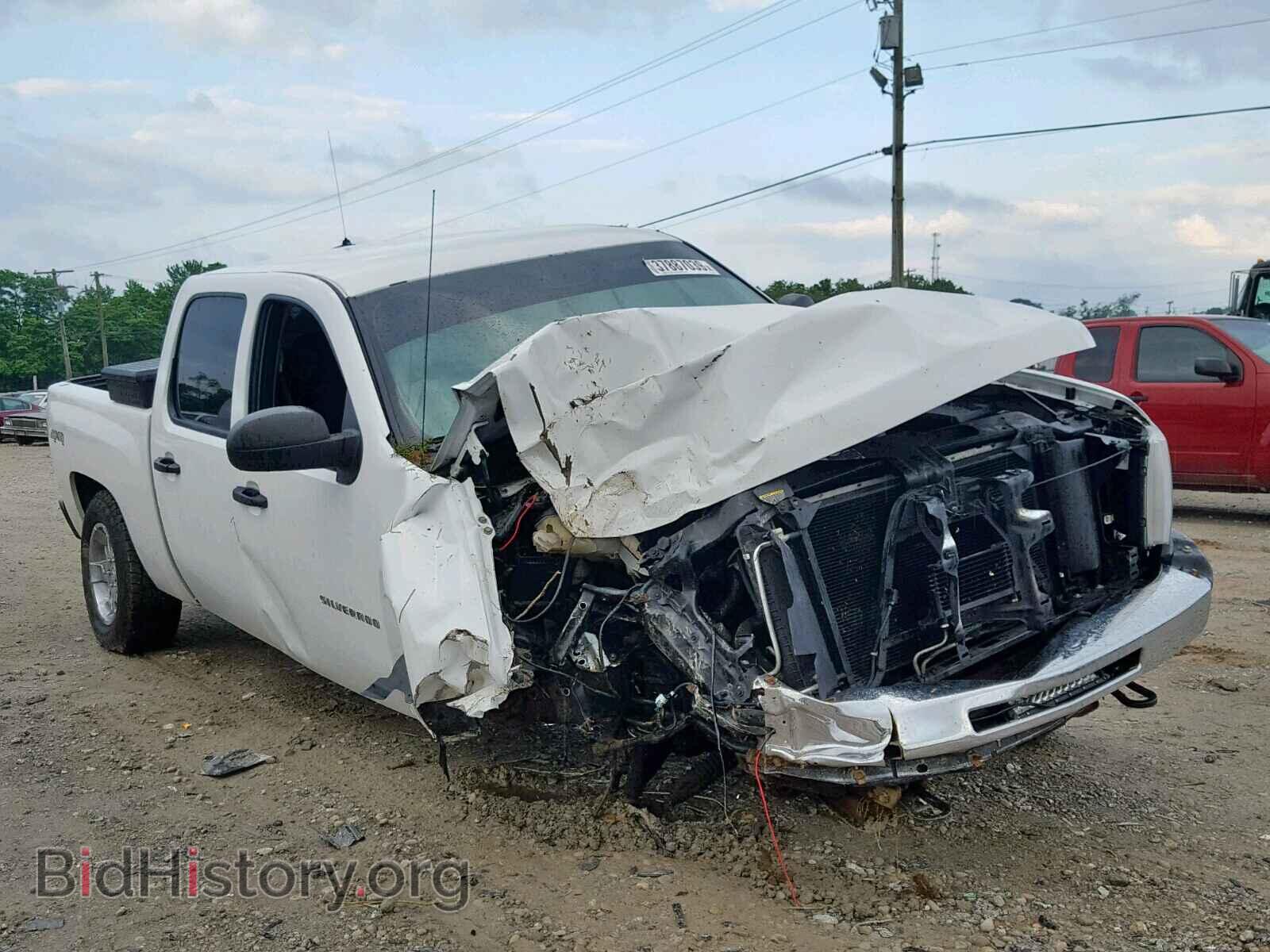 Photo 3GCPKPE31BG209069 - CHEVROLET SILVERADO 2011