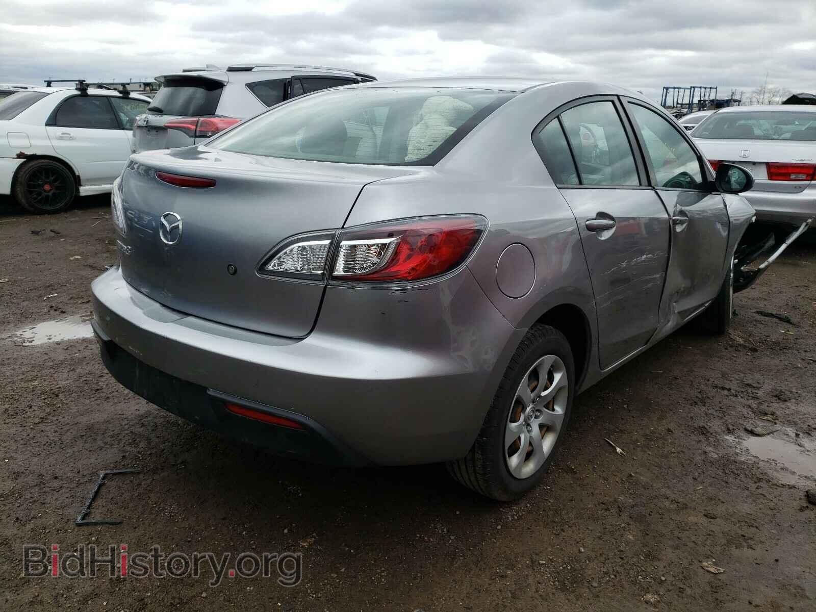 2011 MAZDA 3 - VIN: JM1BL1UF9B1481173 - Фото 4