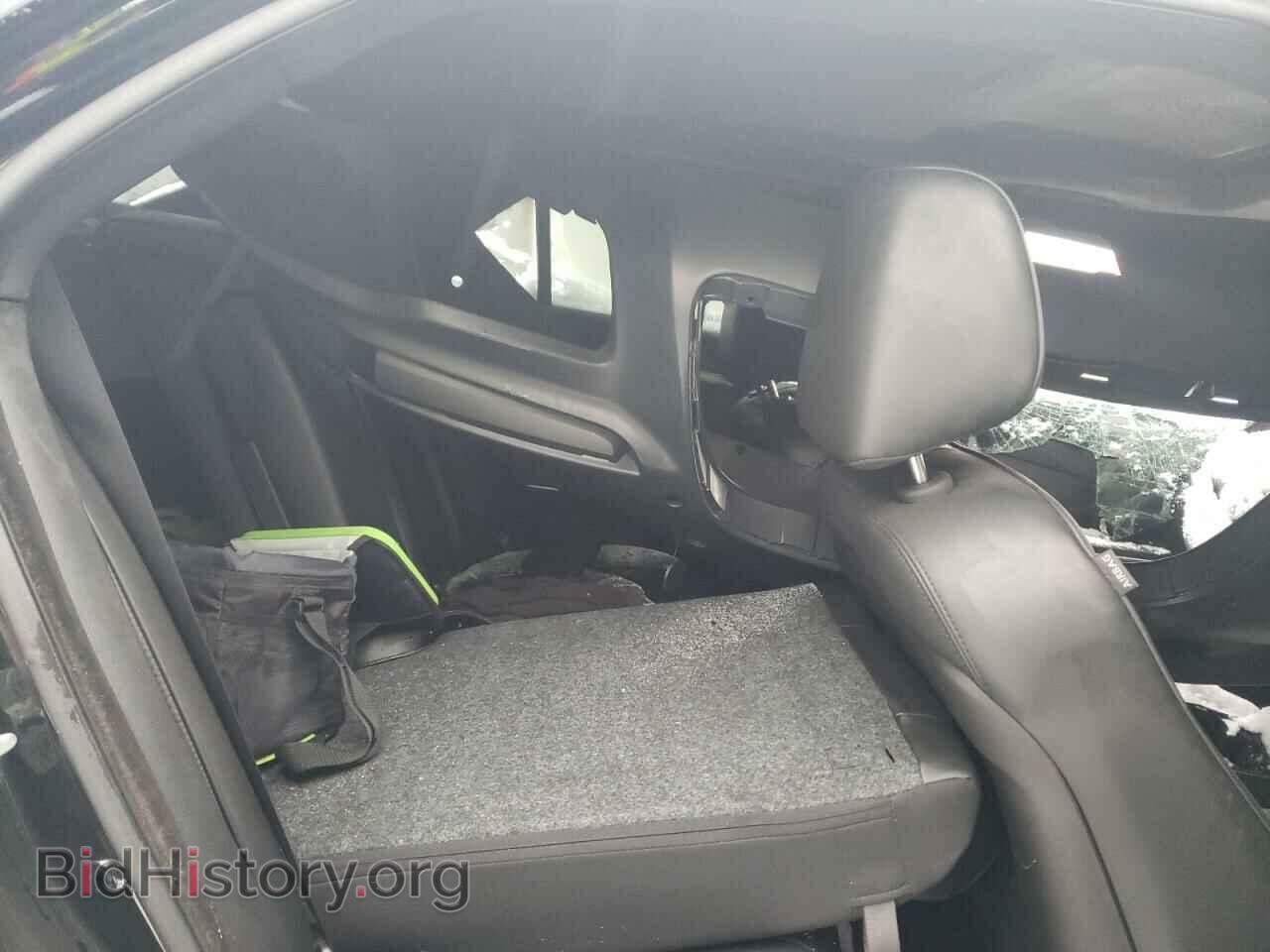 2019 CHRYSLER 300 - VIN: 2C3CCAGG0KH531067 - Фото 10