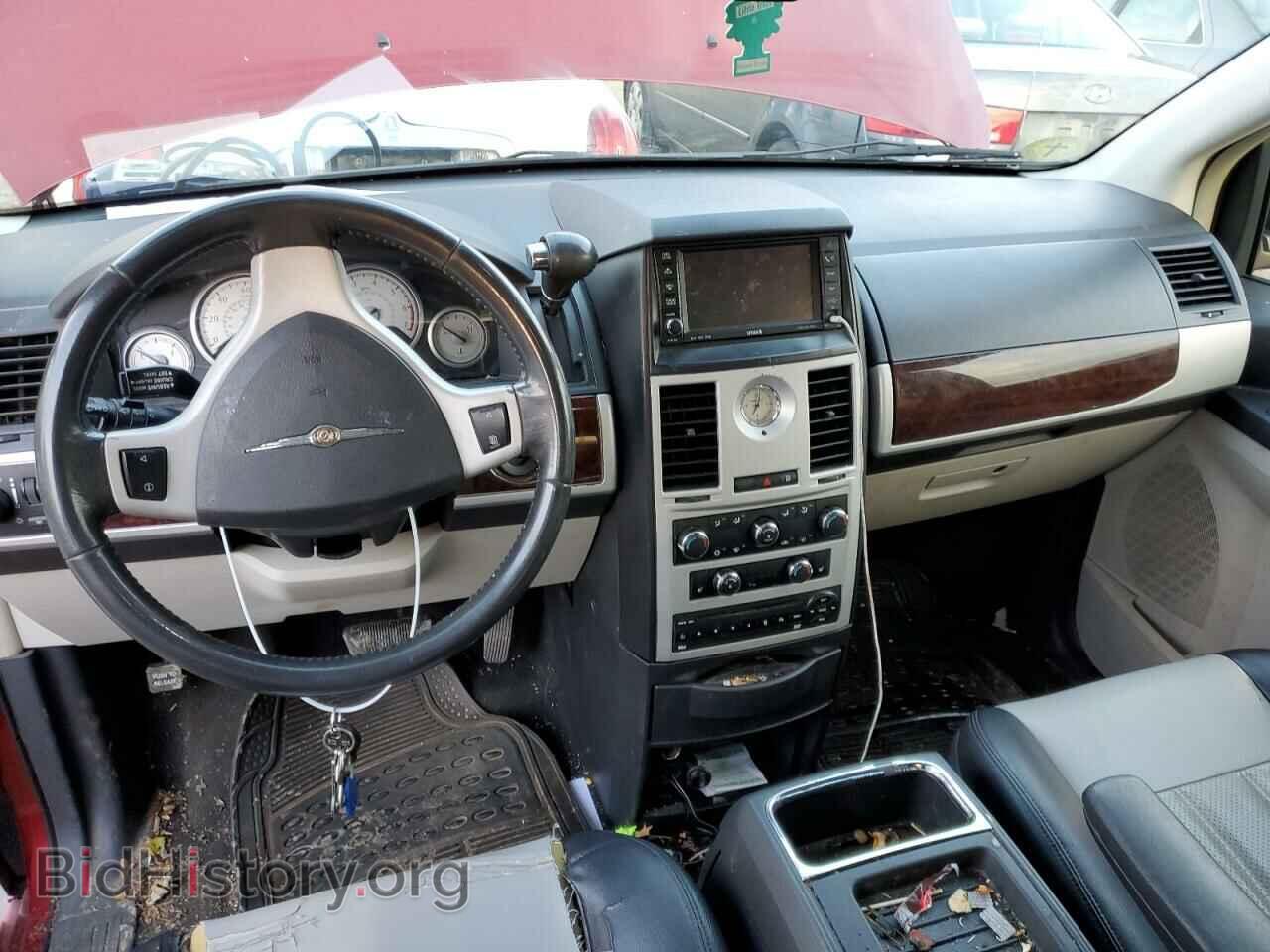2010 CHRYSLER MINIVAN - VIN: 2A4RR8DX7AR361021 - Фото 8