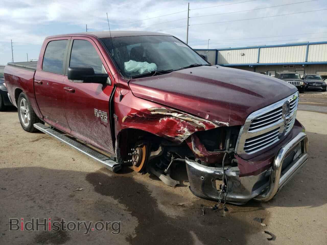 2019 RAM 1500 - VIN: 1C6RR6LT1KS573414 - Фото 4