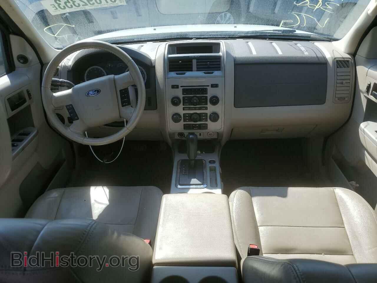 2011 FORD ESCAPE - VIN: 1FMCU9D73BKB01162 - Фото 8