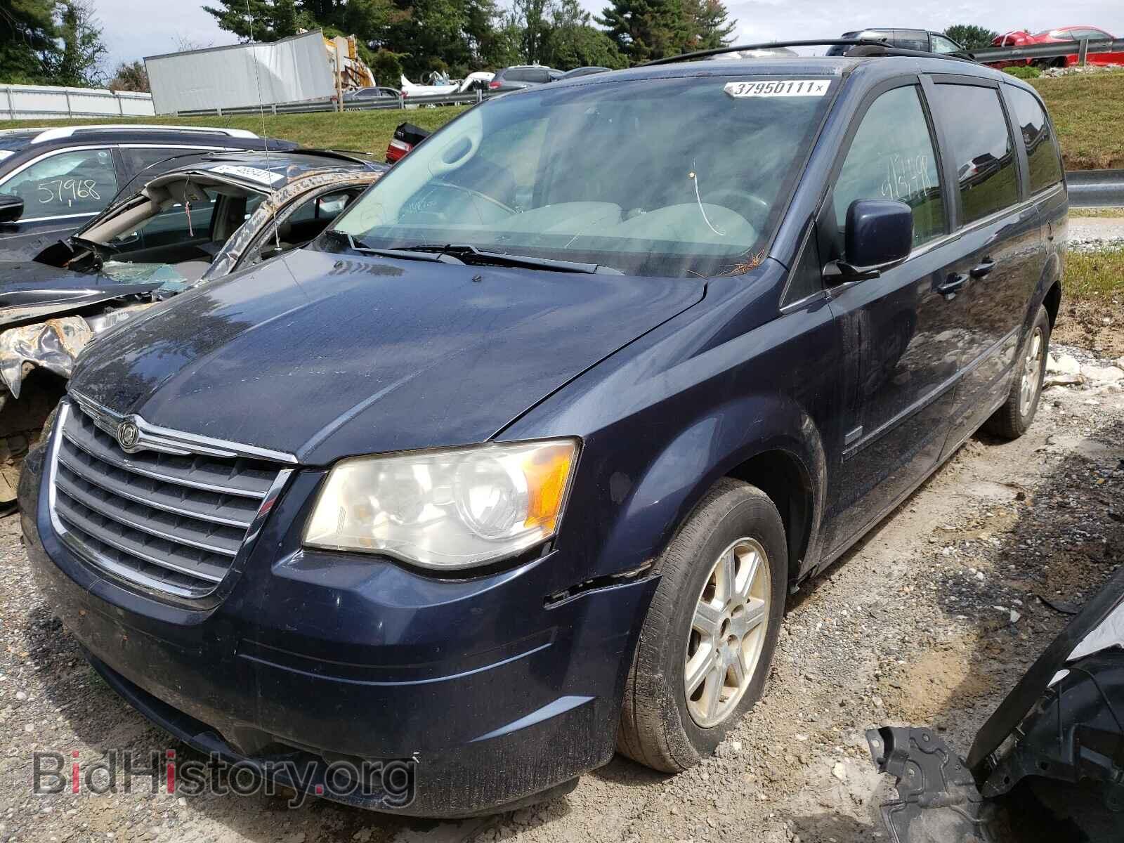 2008 CHRYSLER MINIVAN - VIN: 2A8HR54P68R767763 - Фото 2