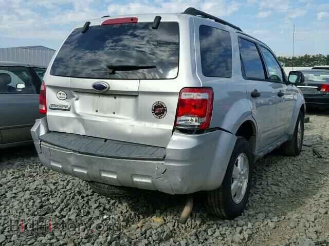 2009 FORD ESCAPE - VIN: 1FMCU03769KC58871 - Фото 4