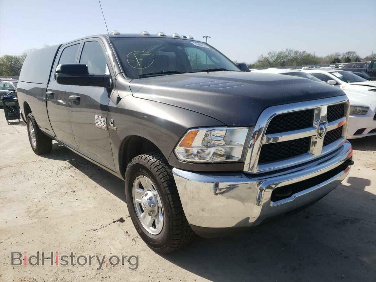 Photo 3C6UR4HL8JG215353 - RAM 2500 2018