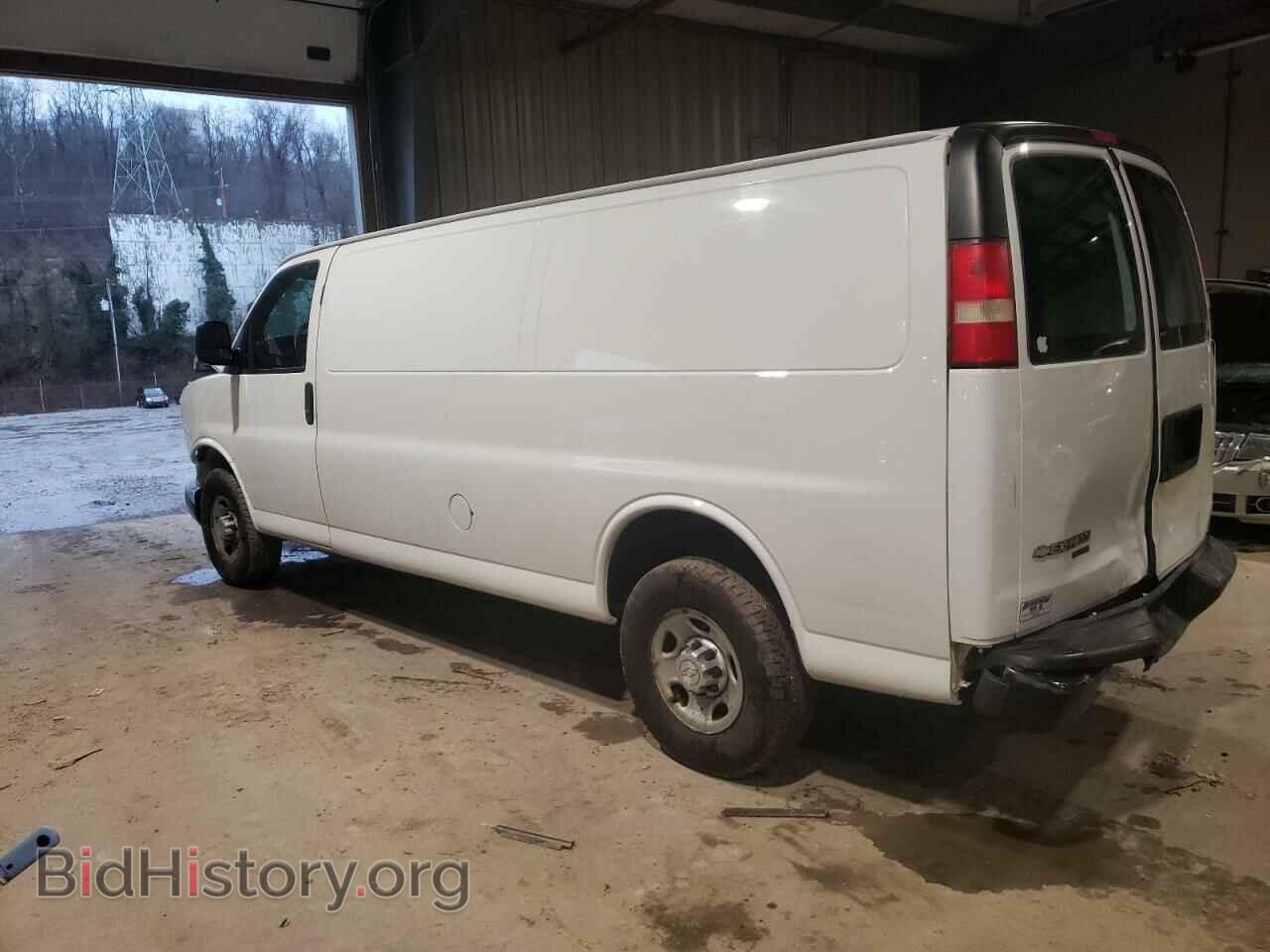 2014 CHEVROLET EXPRESS - VIN: 1GCWGGFA7E1186586 - Фото 2