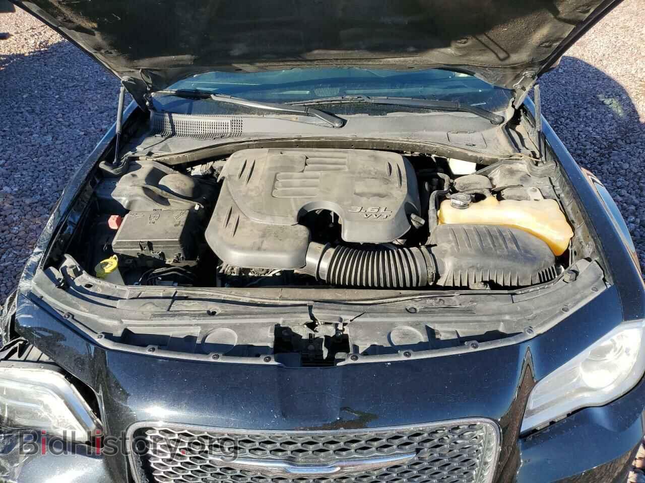 2017 CHRYSLER 300 - VIN: 2C3CCAAG2HH544372 - Фото 11