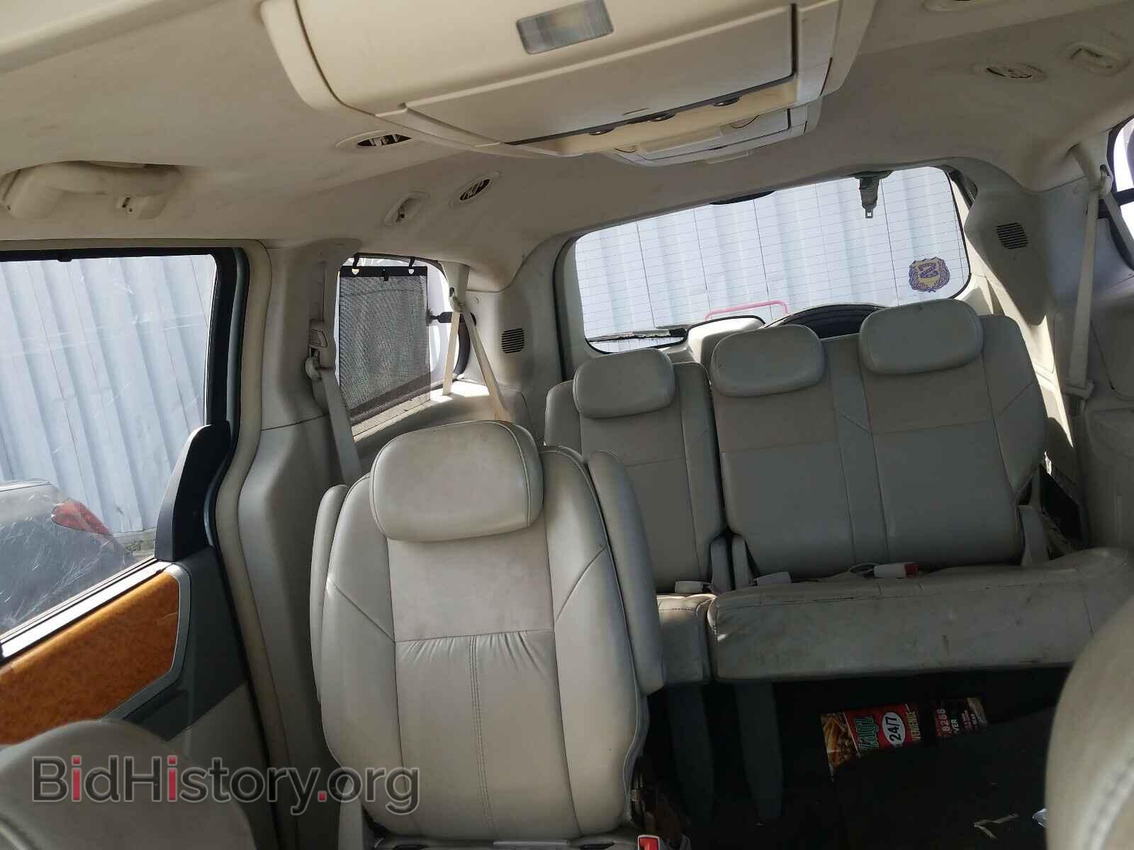 2008 CHRYSLER MINIVAN - VIN: 2A8HR64X08R750270 - Фото 6