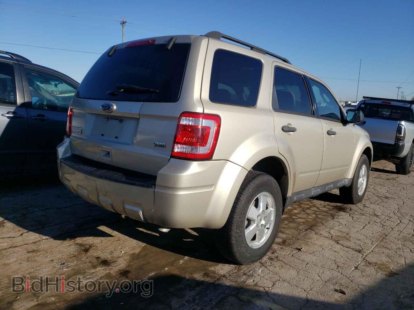 2011 FORD ESCAPE - VIN: 1FMCU0DG9BKB70577 - Фото 4