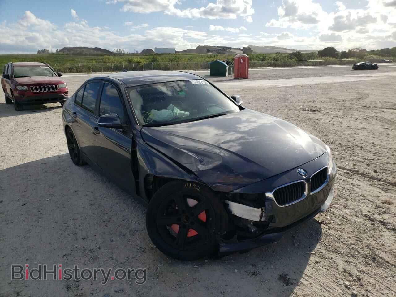 Photo WBA3B1C51EPV79452 - BMW 3 SERIES 2014