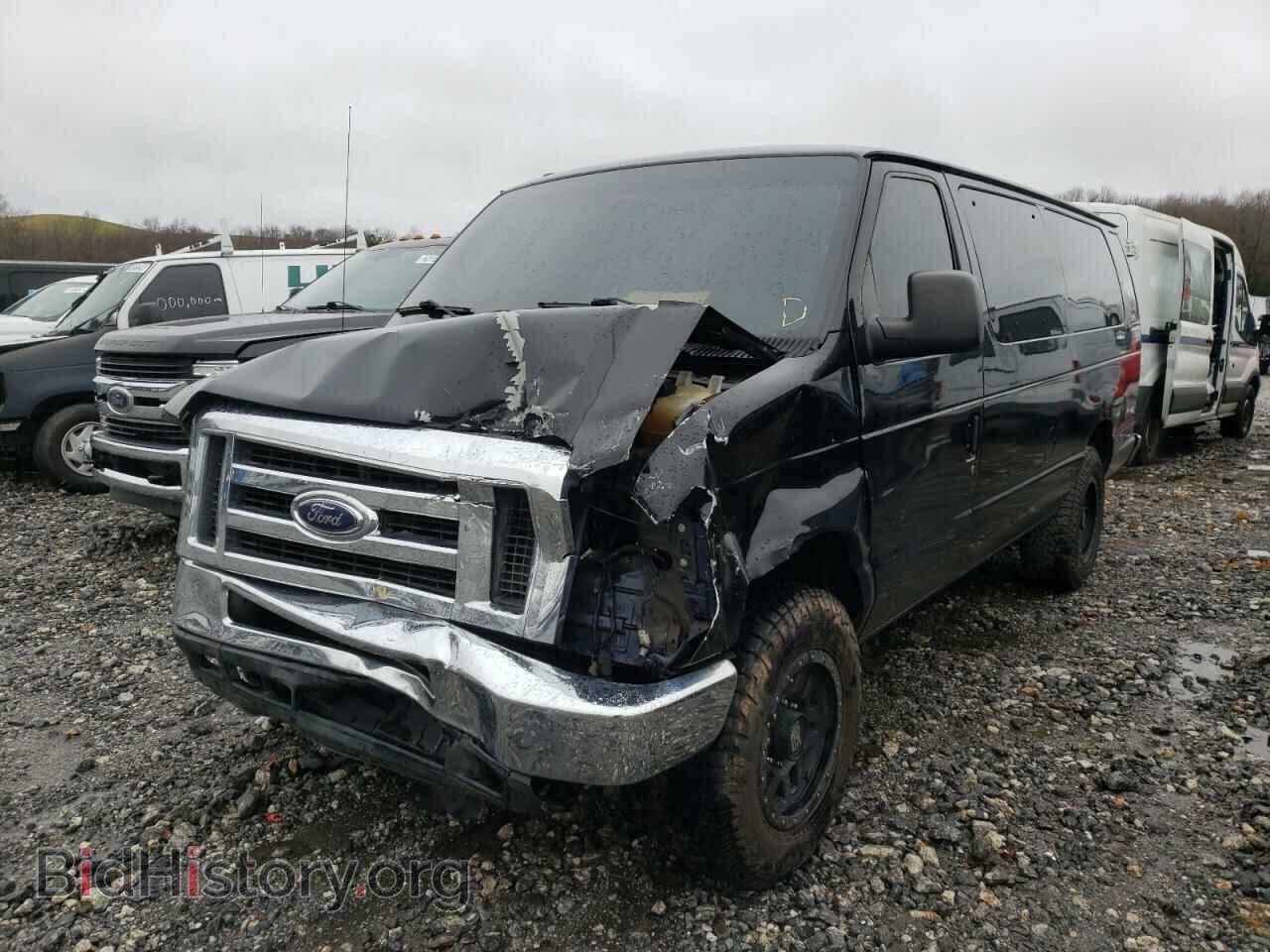 2011 FORD ECONOLINE - VIN: 1FBSS3BL8BDB00102 - Photo 2