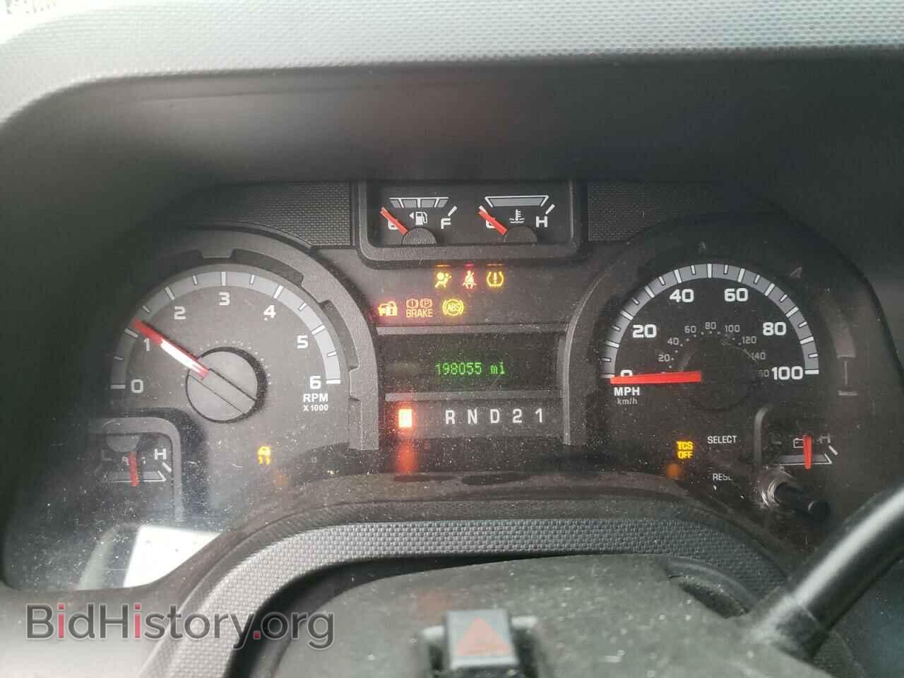 2011 FORD ECONOLINE - VIN: 1FBSS3BL8BDB00102 - Photo 8
