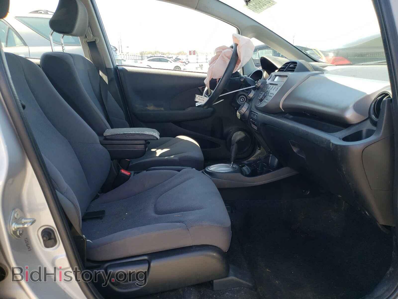2011 HONDA FIT - VIN: JHMGE8H39BS009749 - Фото 5