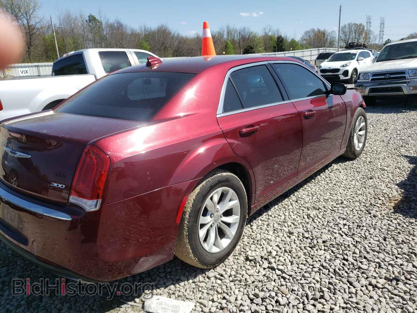 2016 CHRYSLER 300 - VIN: 2C3CCAAG5GH223800 - Фото 4