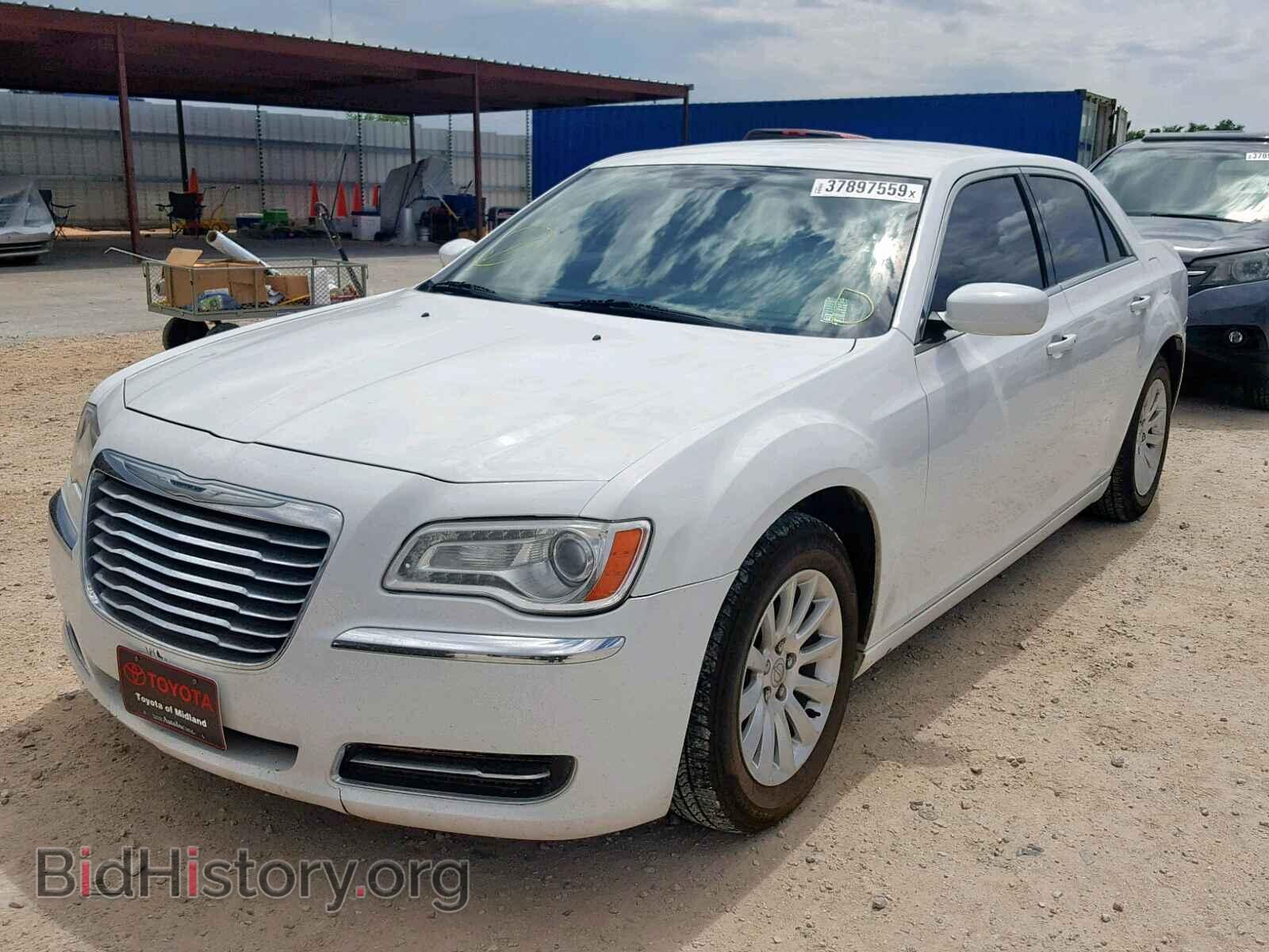 2013 CHRYSLER 300 - VIN: 2C3CCAAG6DH568829 - Photo 2