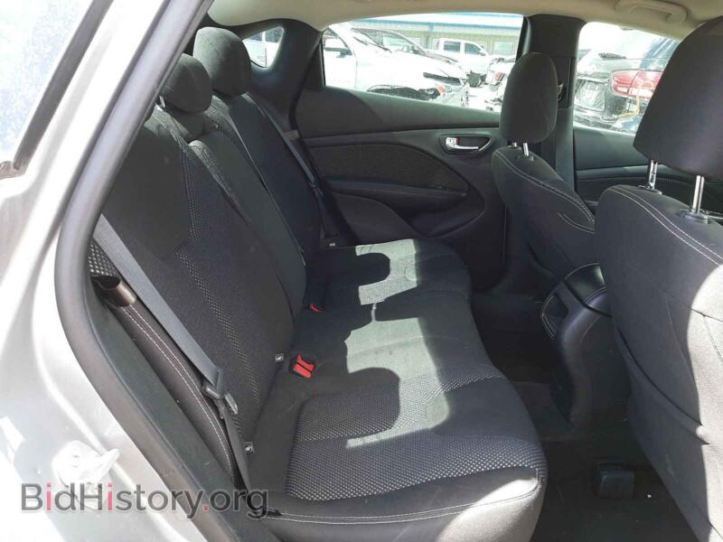 2015 Dodge DART (VIN 1C3CDFBB3FD277234) — фото 6 из 10
