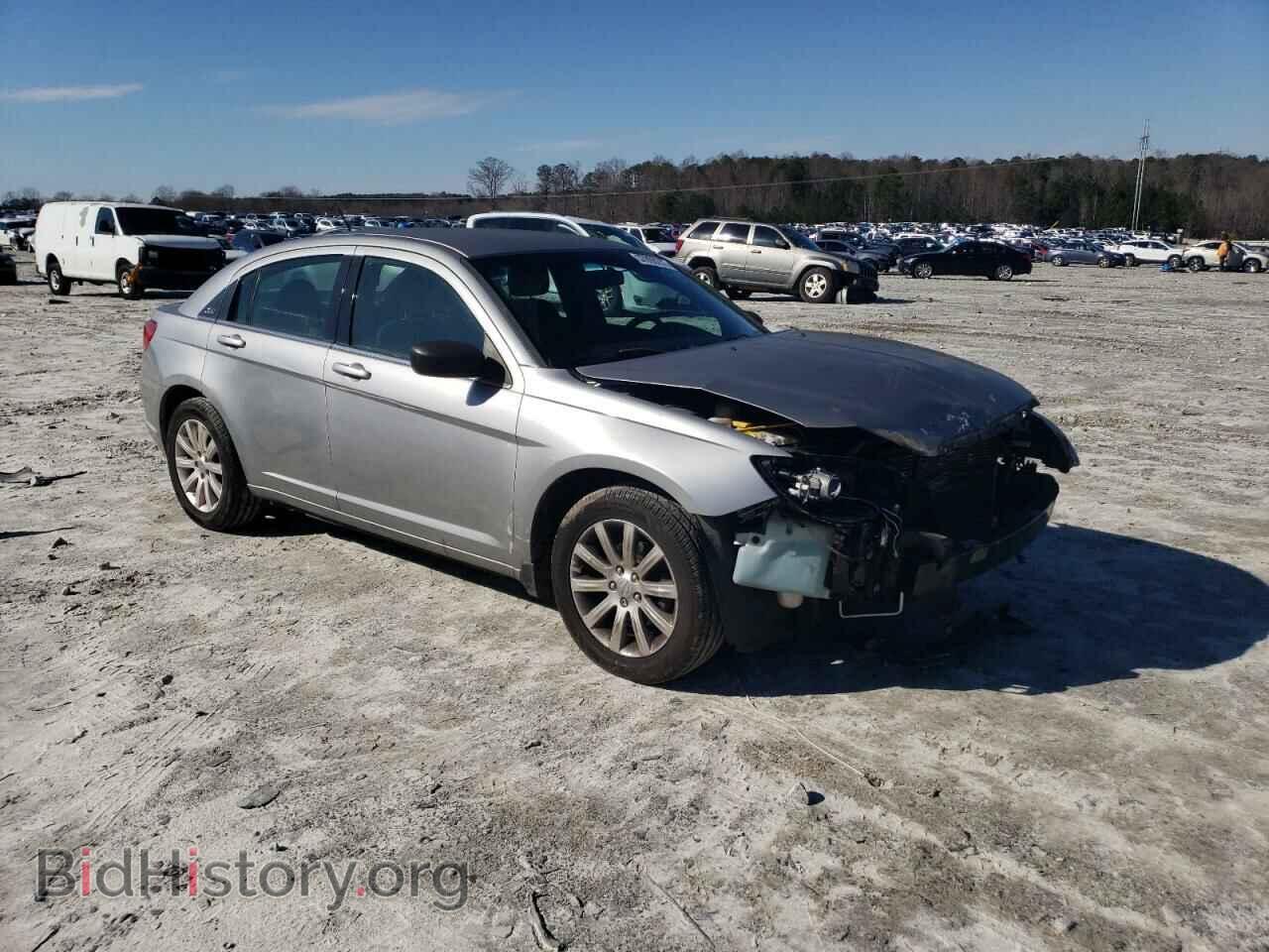 2013 CHRYSLER 200 - VIN: 1C3CCBBB9DN701812 - Фото 4