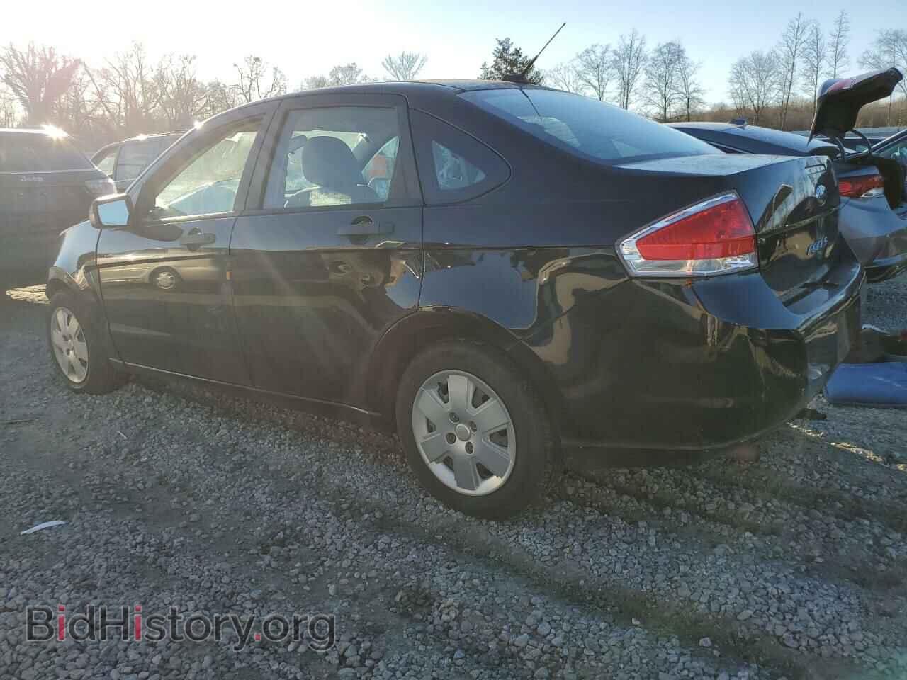 2010 FORD FOCUS - VIN: 1FAHP3EN6AW223832 - Фото 2