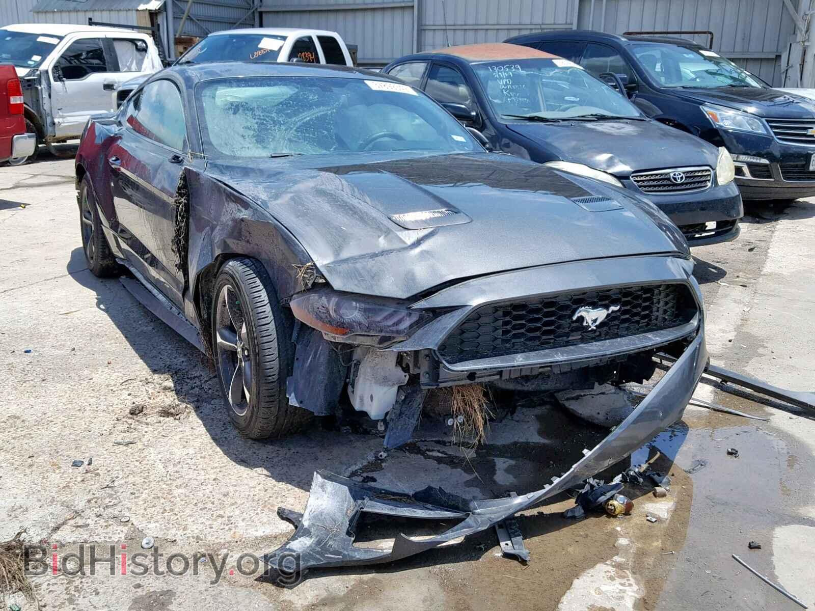 Photo 1FA6P8TH3K5168832 - FORD MUSTANG 2019