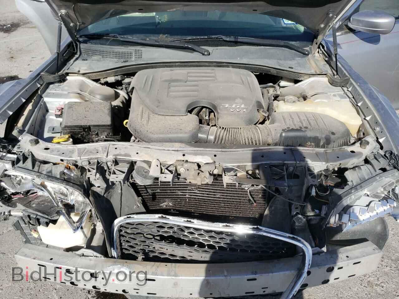 2017 CHRYSLER 300 - VIN: 2C3CCAAG0HH647323 - Фото 7