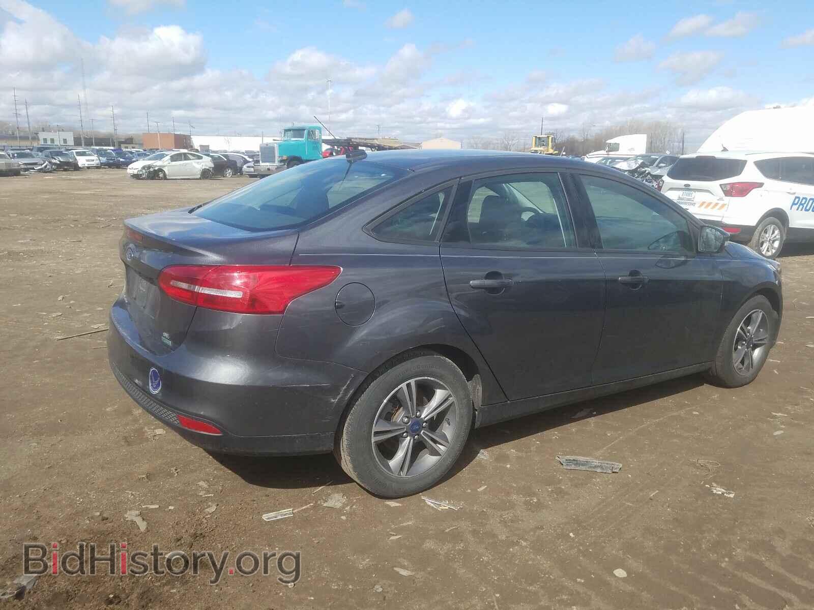 2017 FORD FOCUS - VIN: 1FADP3FE8HL306705 - Фото 4