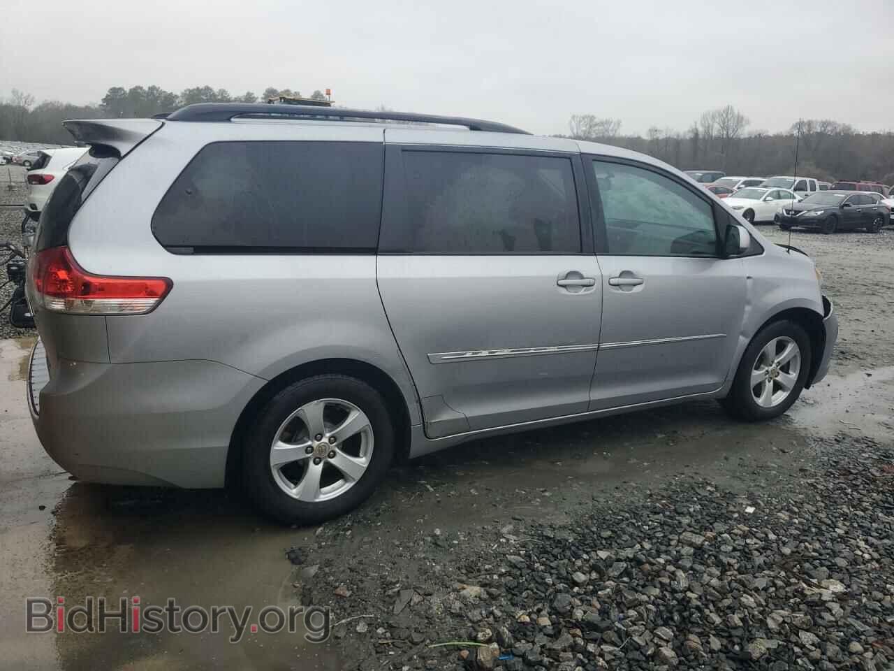 2012 TOYOTA All Models - VIN: 5TDKK3DC2CS190894 - Фото 3