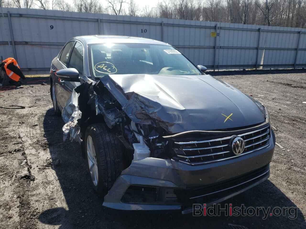 Photo 1VWBA7A35JC023701 - VOLKSWAGEN PASSAT 2018