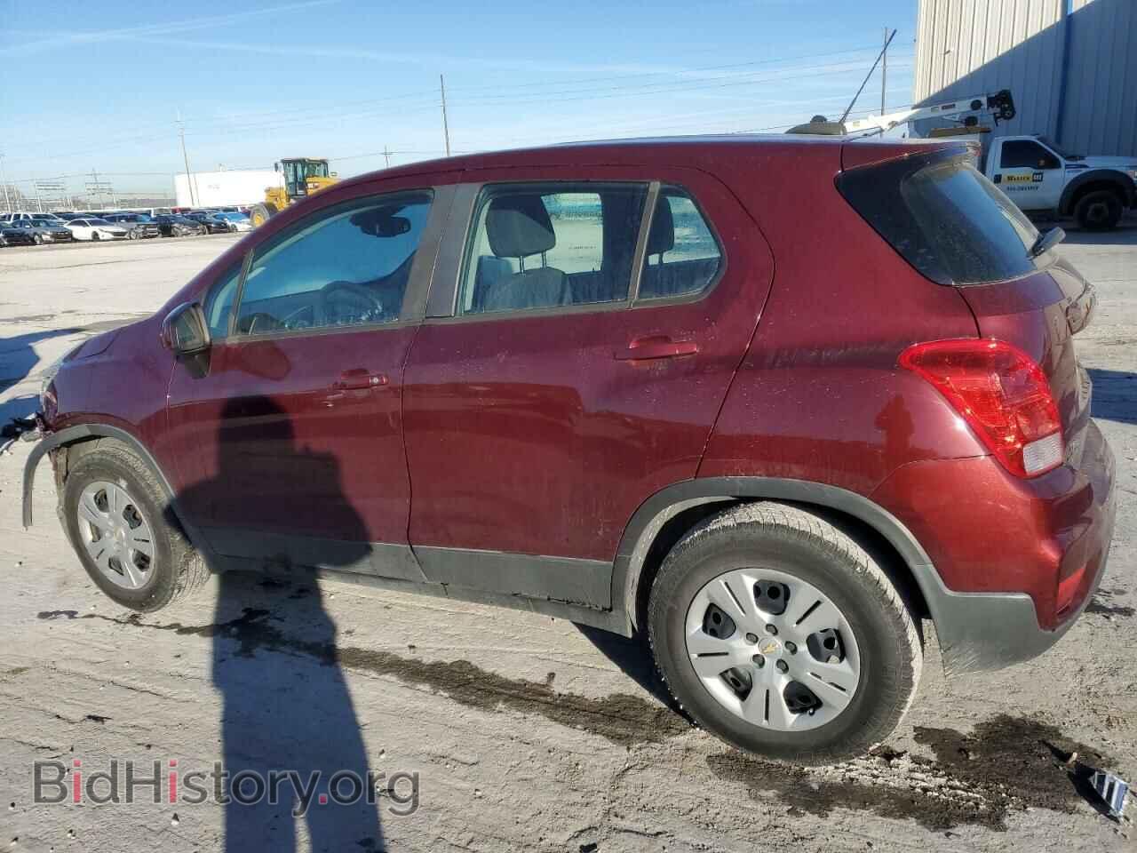 2017 CHEVROLET TRAX - VIN: 3GNCJKSB9HL272914 - Фото 2
