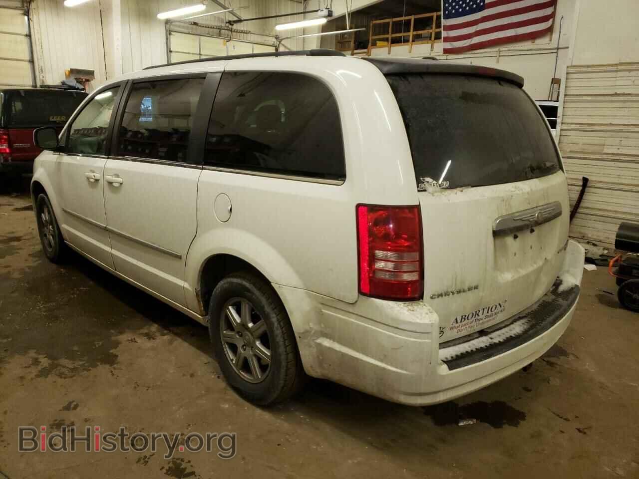2010 CHRYSLER MINIVAN - VIN: 2A4RR5D16AR304528 - Фото 2