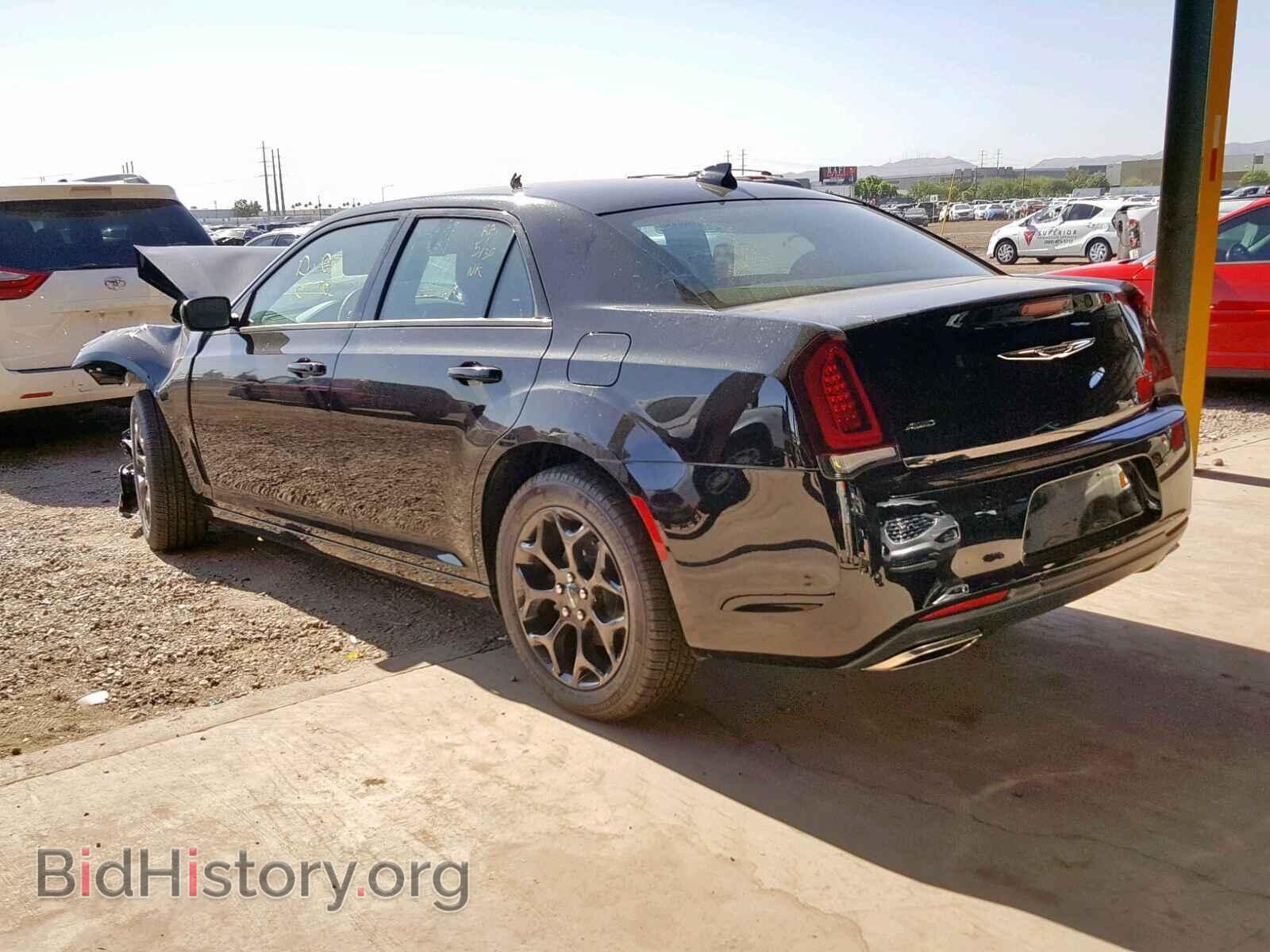 2019 CHRYSLER 300 - VIN: 2C3CCAGG2KH569836 - Фото 3