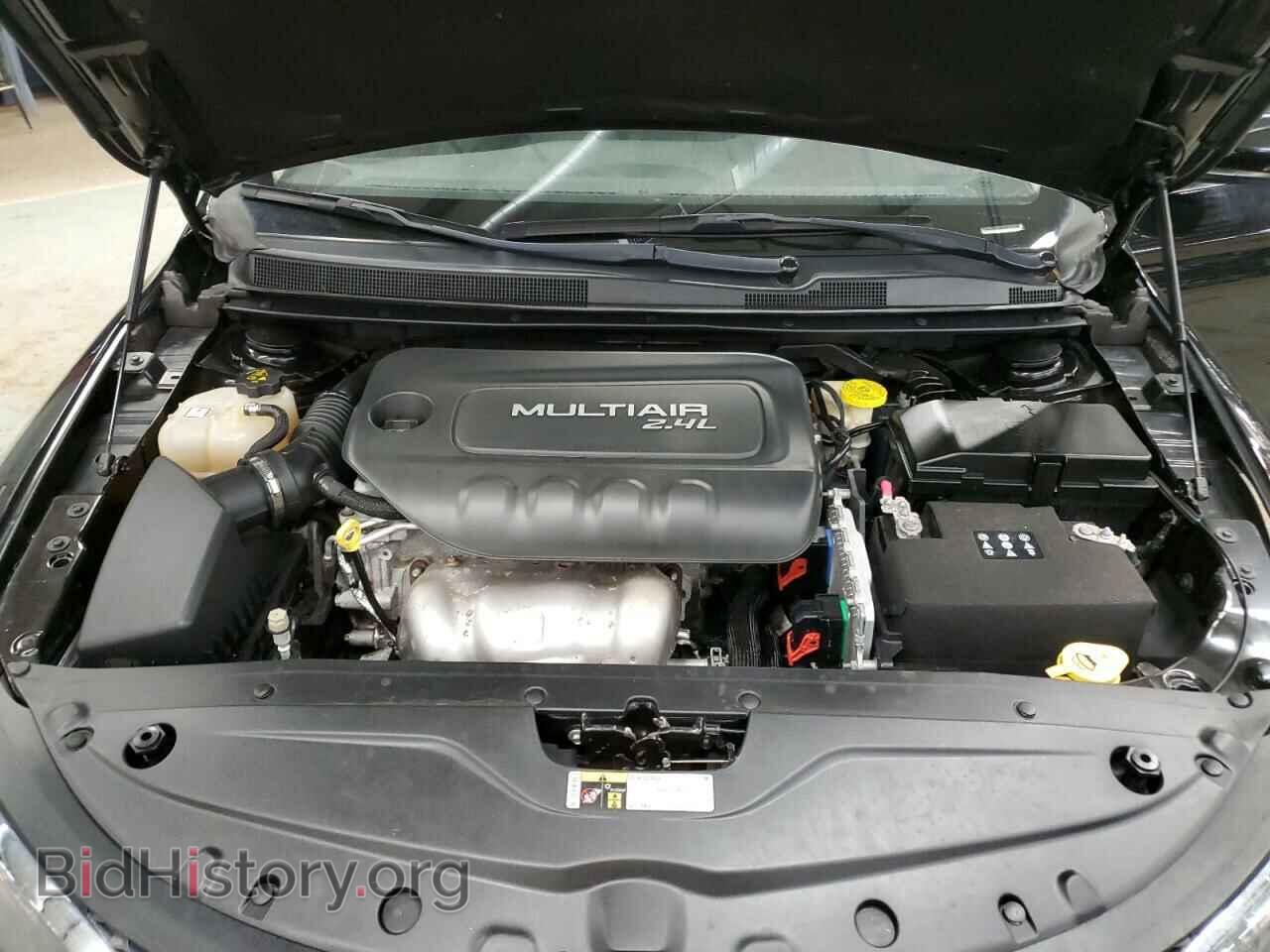 2016 CHRYSLER 200 - VIN: 1C3CCCAB8GN115680 - Фото 11