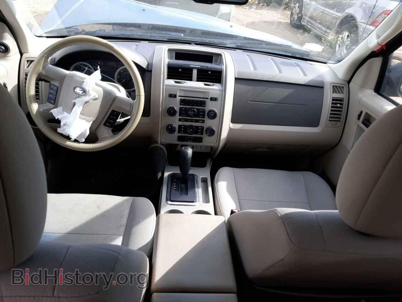 2011 FORD ESCAPE - VIN: 1FMCU9D79BKB08973 - Фото 8
