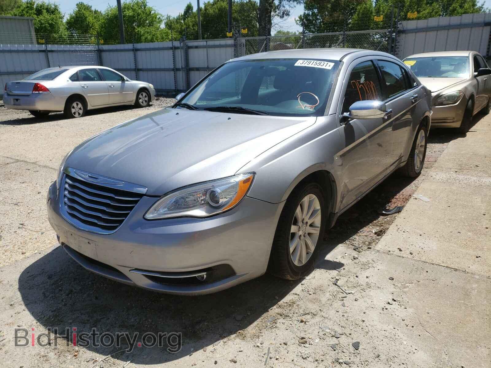 2014 CHRYSLER 200 - VIN: 1C3CCBCG9EN157176 - Фото 2