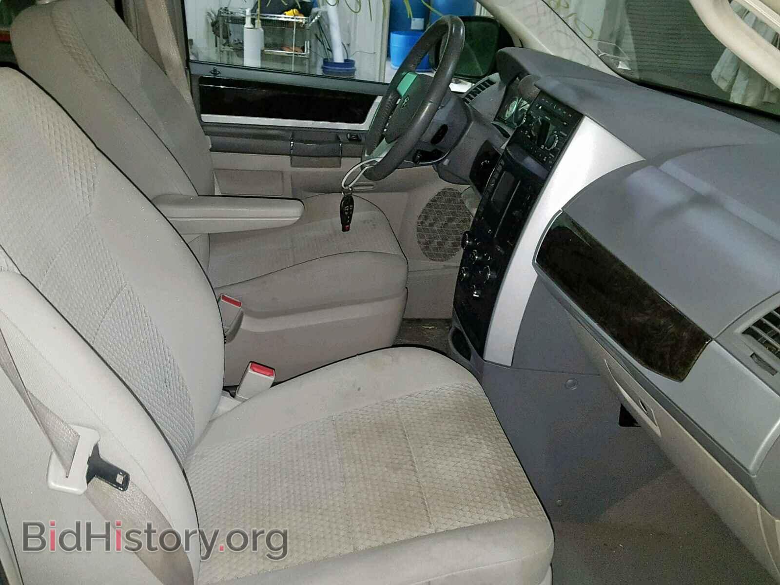 2010 DODGE GRAND CARA - VIN: 2D4RN5DXXAR143237 - Фото 5