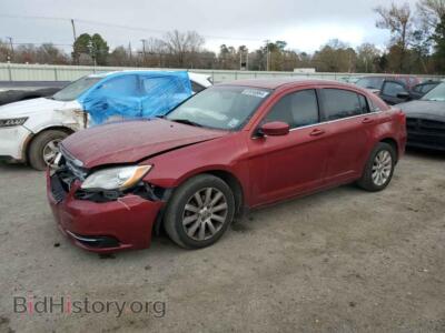 2013 Chrysler 200 Touring, красный — VIN 1C3CCBBBXDN539219, Copart
