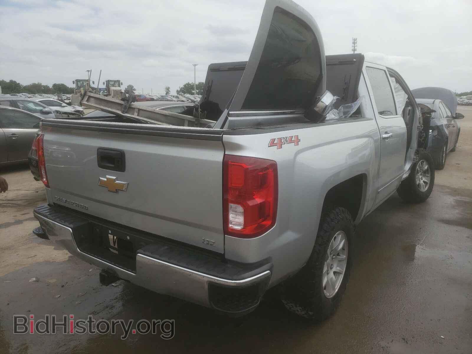 2018 CHEVROLET SILVERADO - VIN: 3GCUKSECXJG449452 - Фото 4
