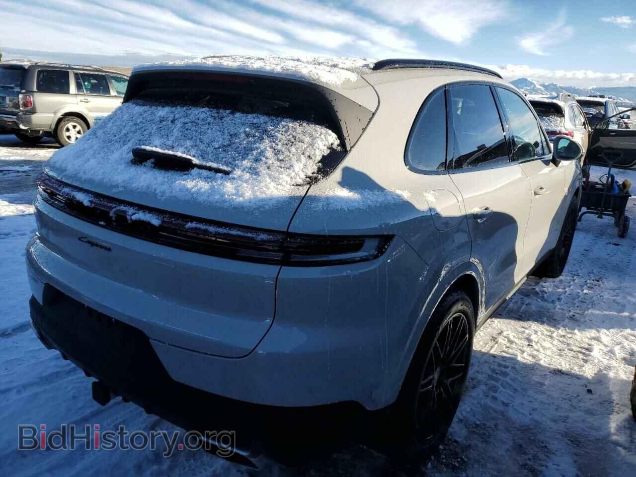 2024 PORSCHE CAYENNE - VIN: WP1AA2AY3RDA00905 - Photo 3