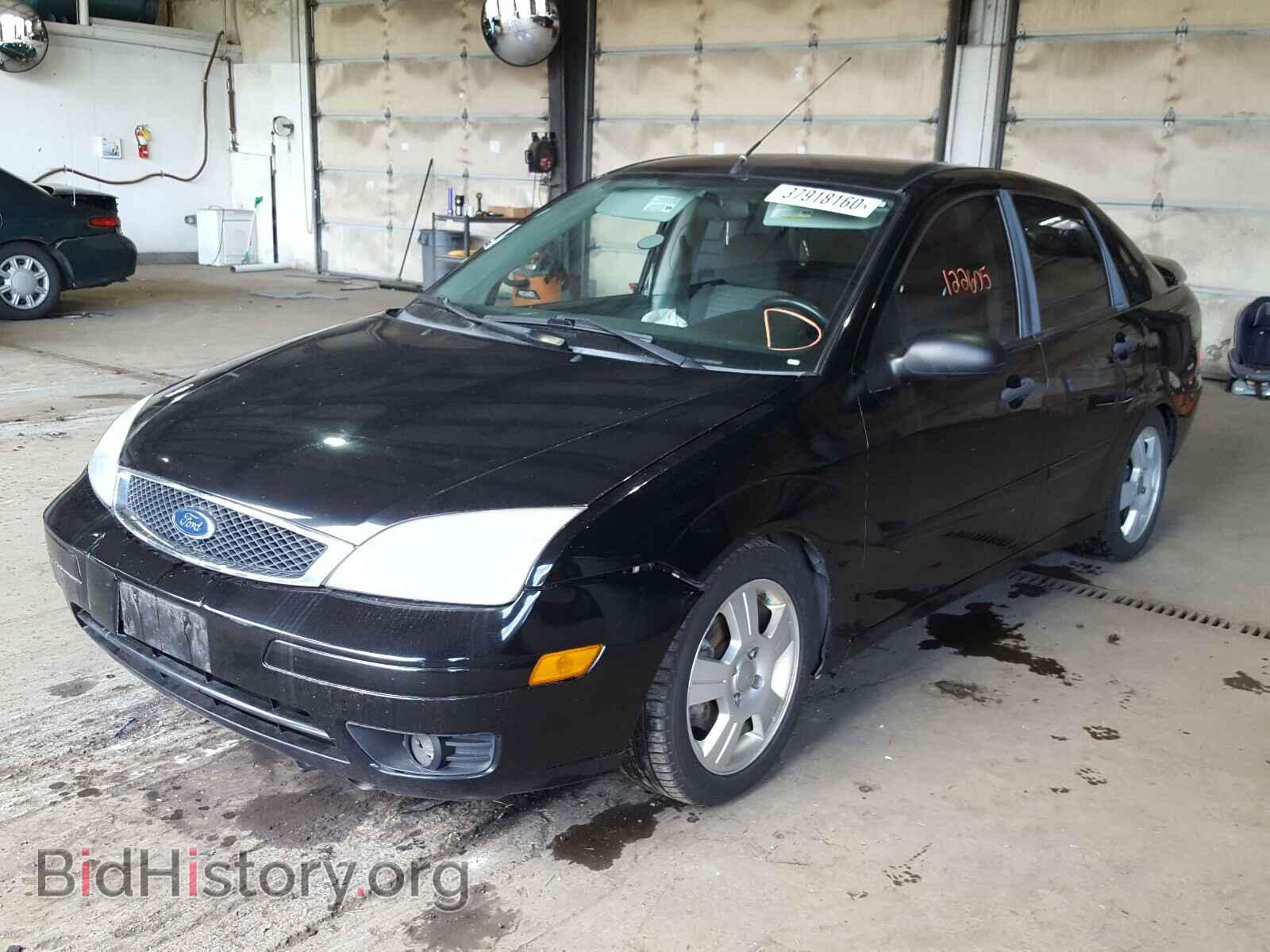 2007 FORD FOCUS - VIN: 1FAHP34N57W208295 - Фото 2