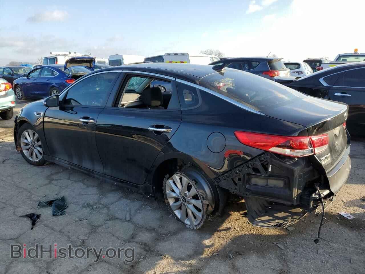 2018 KIA OPTIMA - VIN: 5XXGT4L34JG256046 - Фото 2