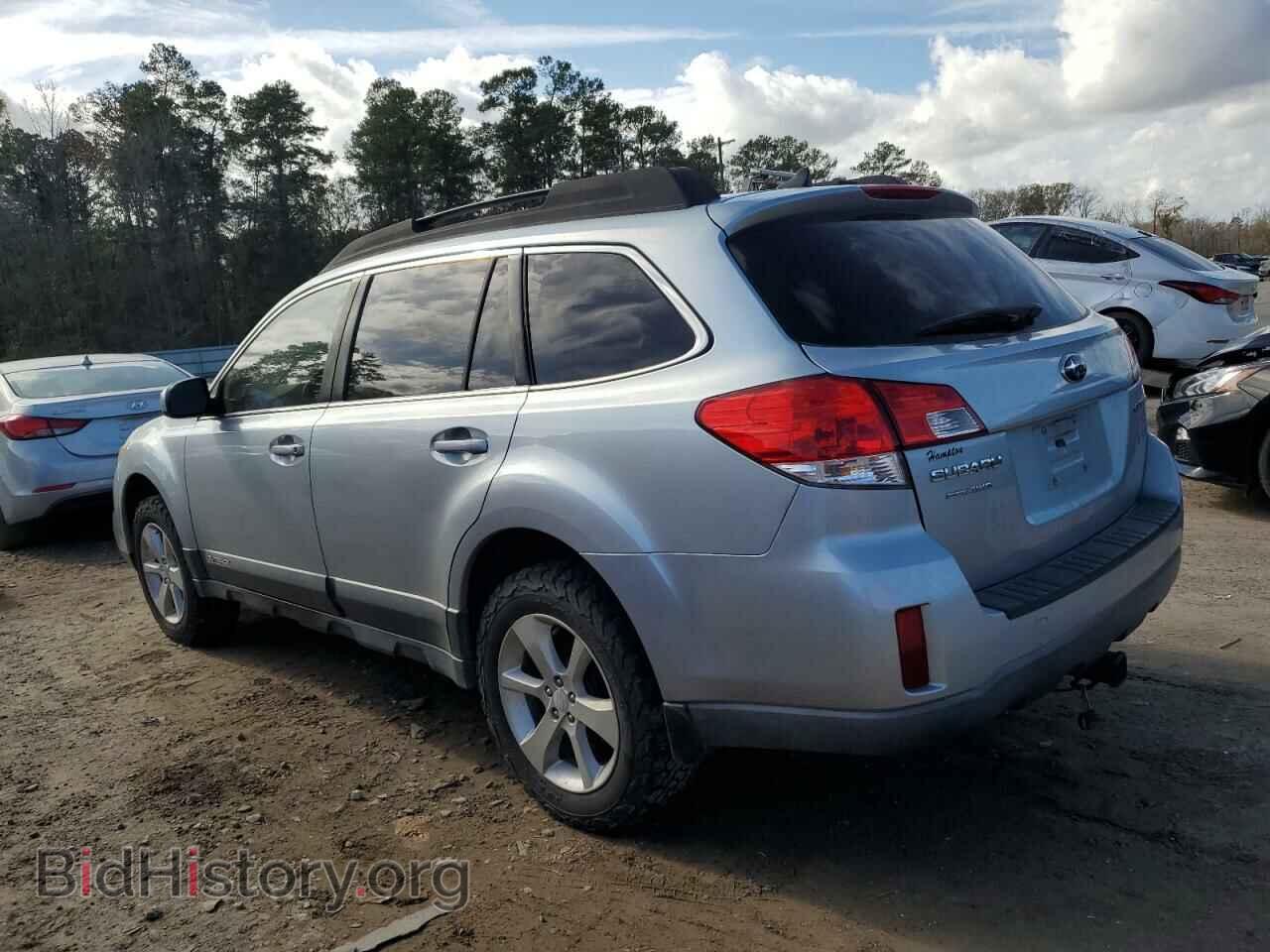2014 SUBARU OUTBACK - VIN: 4S4BRCCC4E3208776 - Photo 2