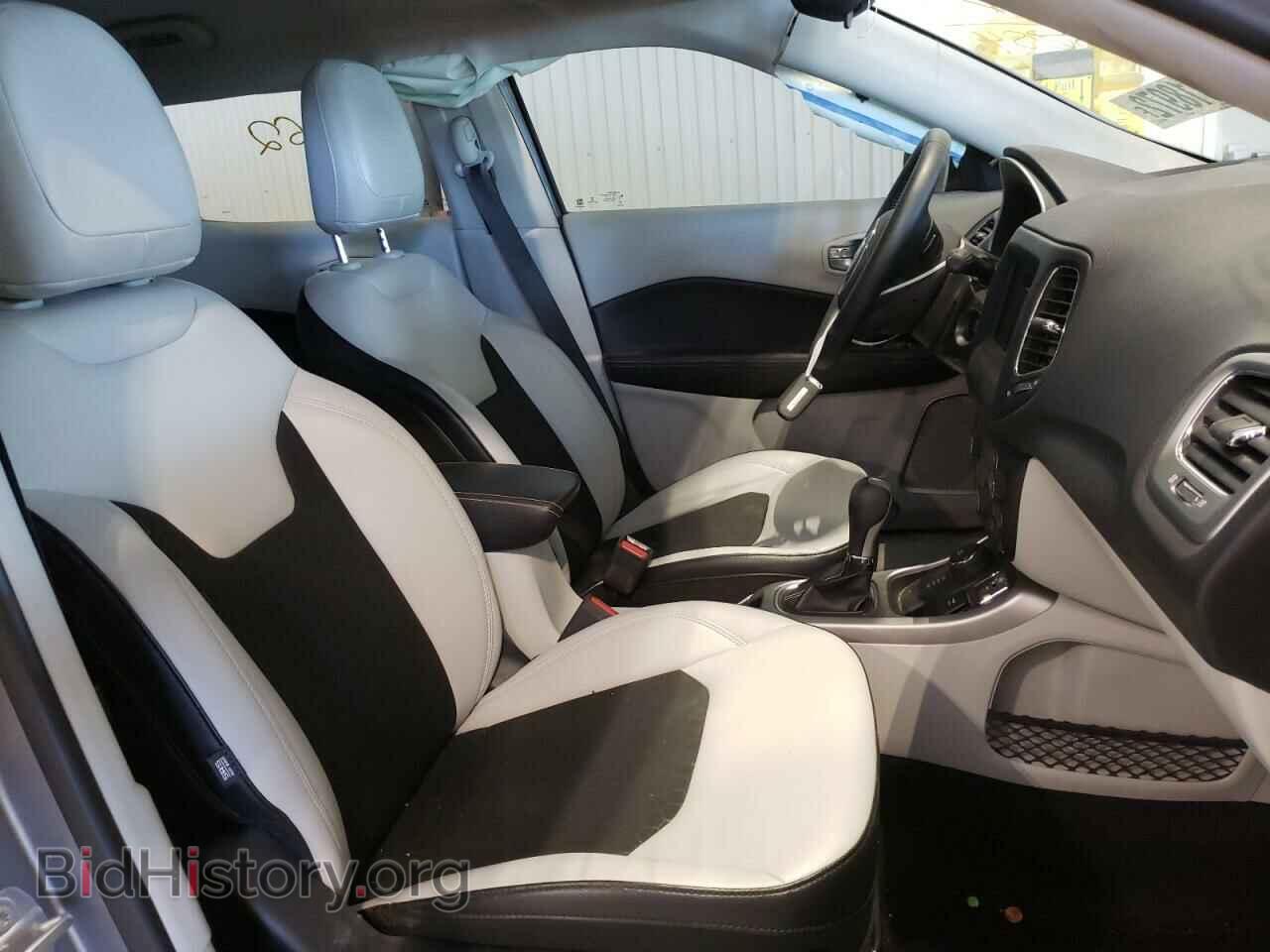 2019 JEEP COMPASS - VIN: 3C4NJDBB6KT648084 - Photo 5