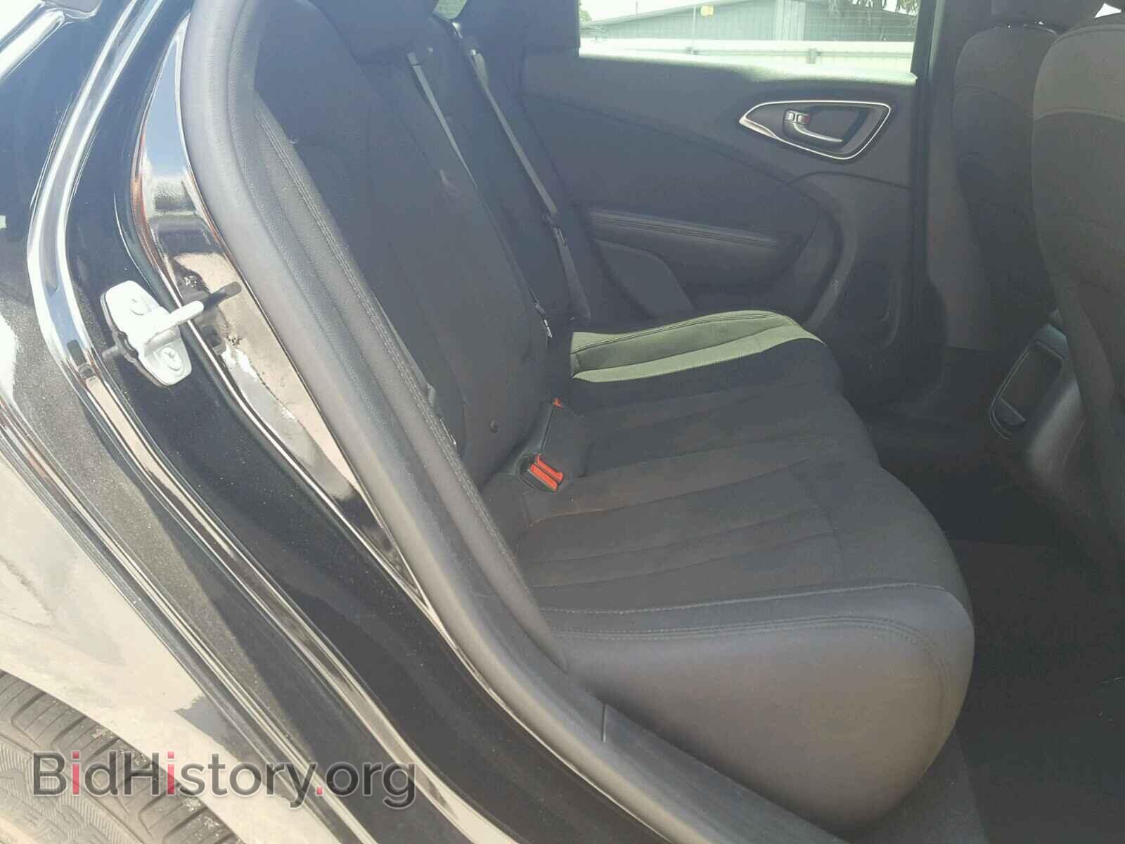 2015 CHRYSLER 200 - VIN: 1C3CCCAB4FN692107 - Photo 6