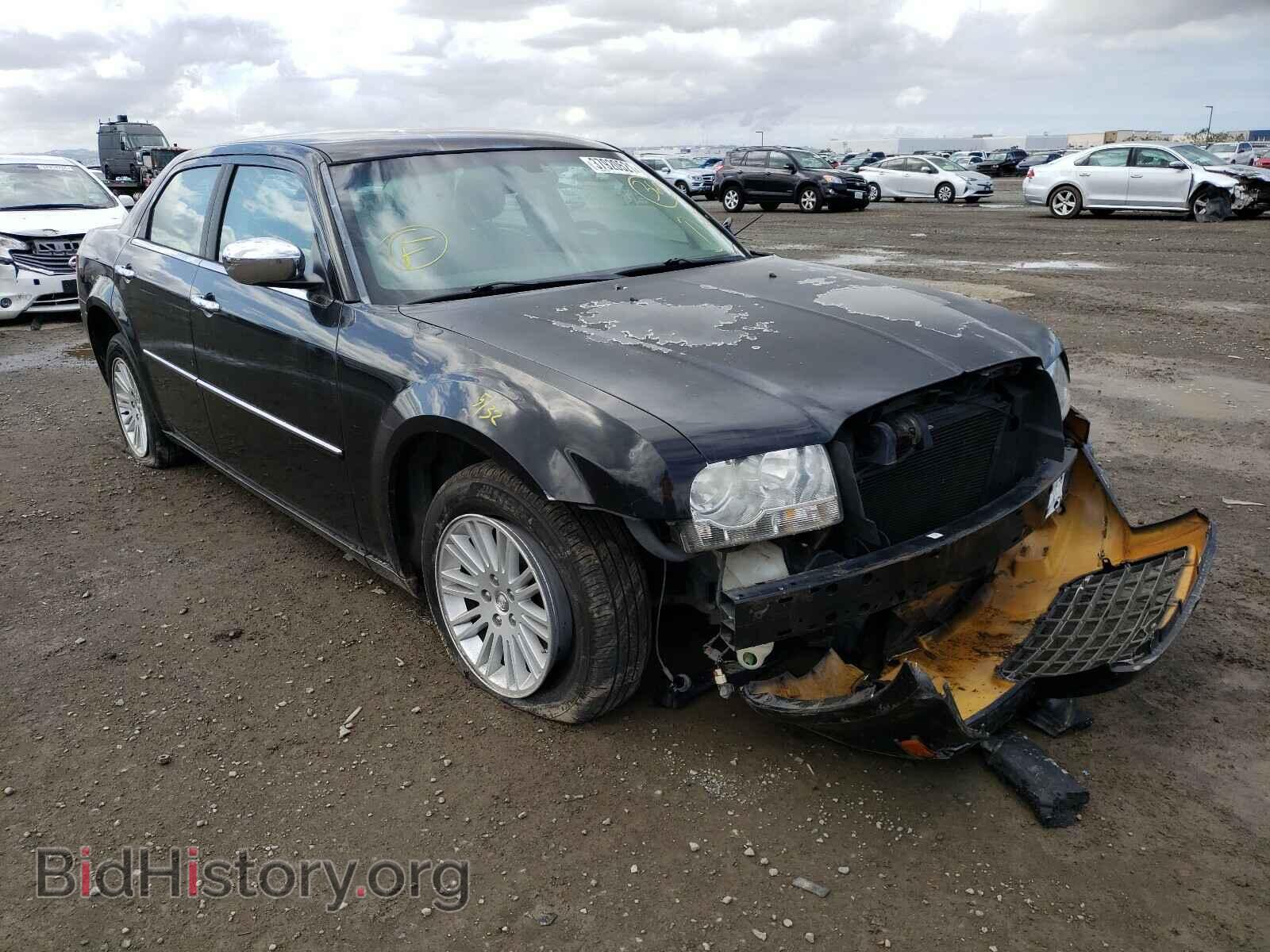 Photo 2C3CA5CV0AH306955 - CHRYSLER 300 2010