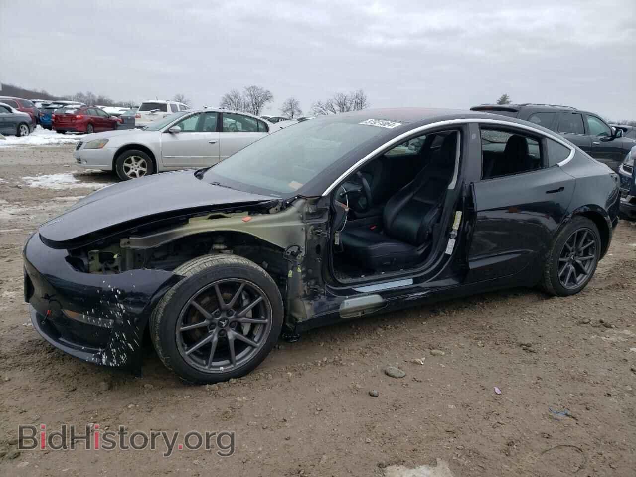 Фотография 5YJ3E1EB2JF128001 - TESLA MODEL 3 2018
