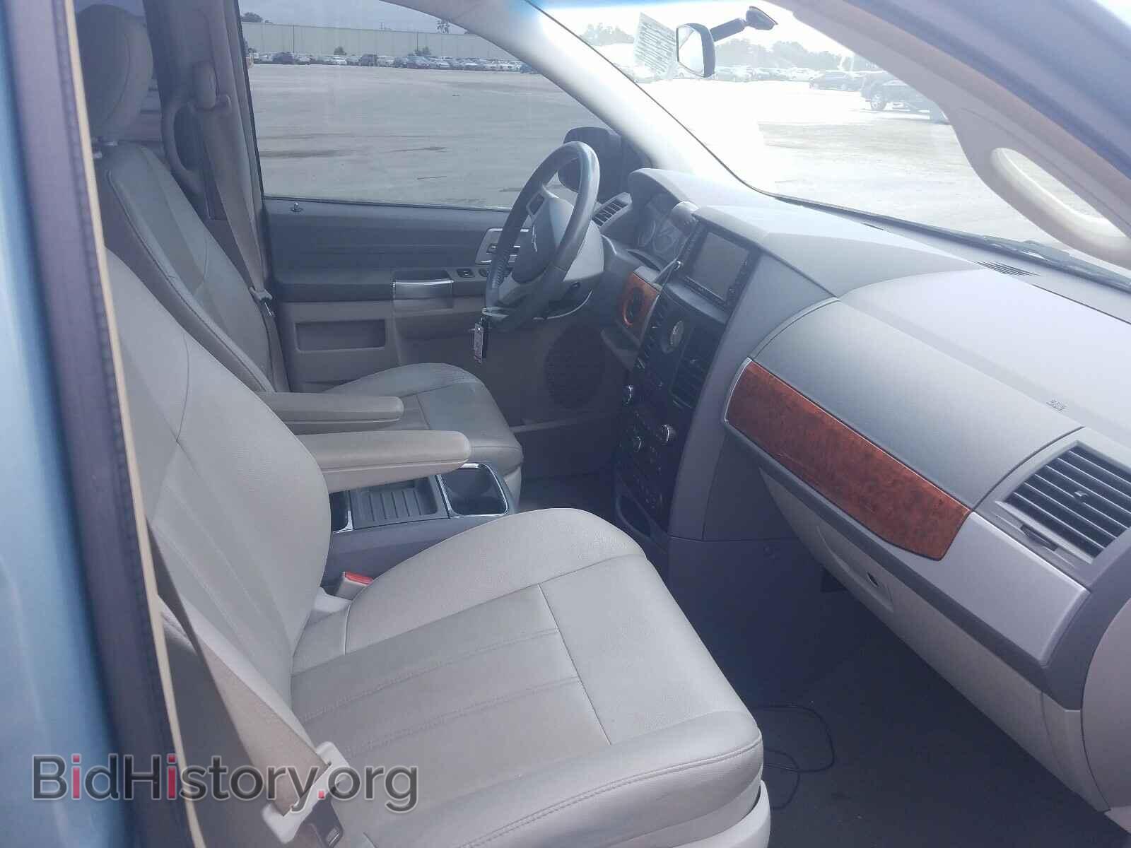 2008 CHRYSLER MINIVAN - VIN: 2A8HR54P08R733155 - Фото 5