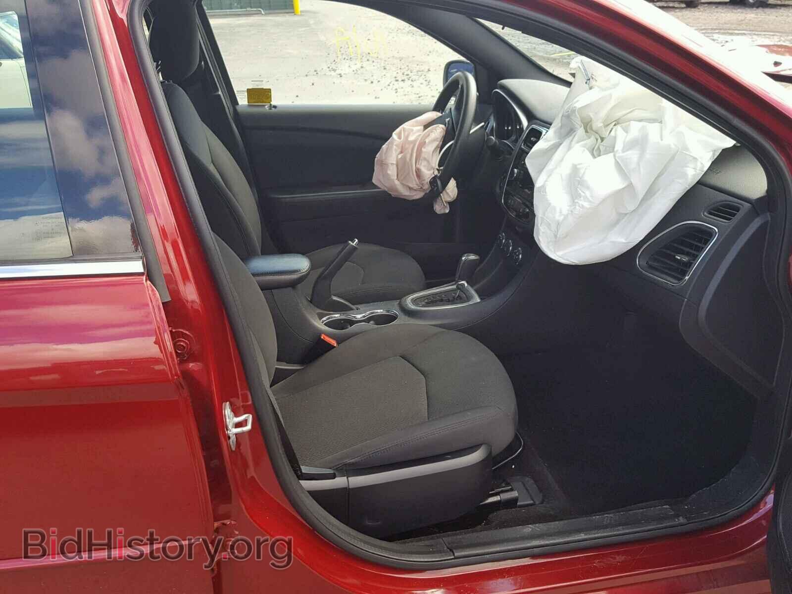 2011 CHRYSLER 200 - VIN: 1C3BC4FB1BN557929 - Фото 5